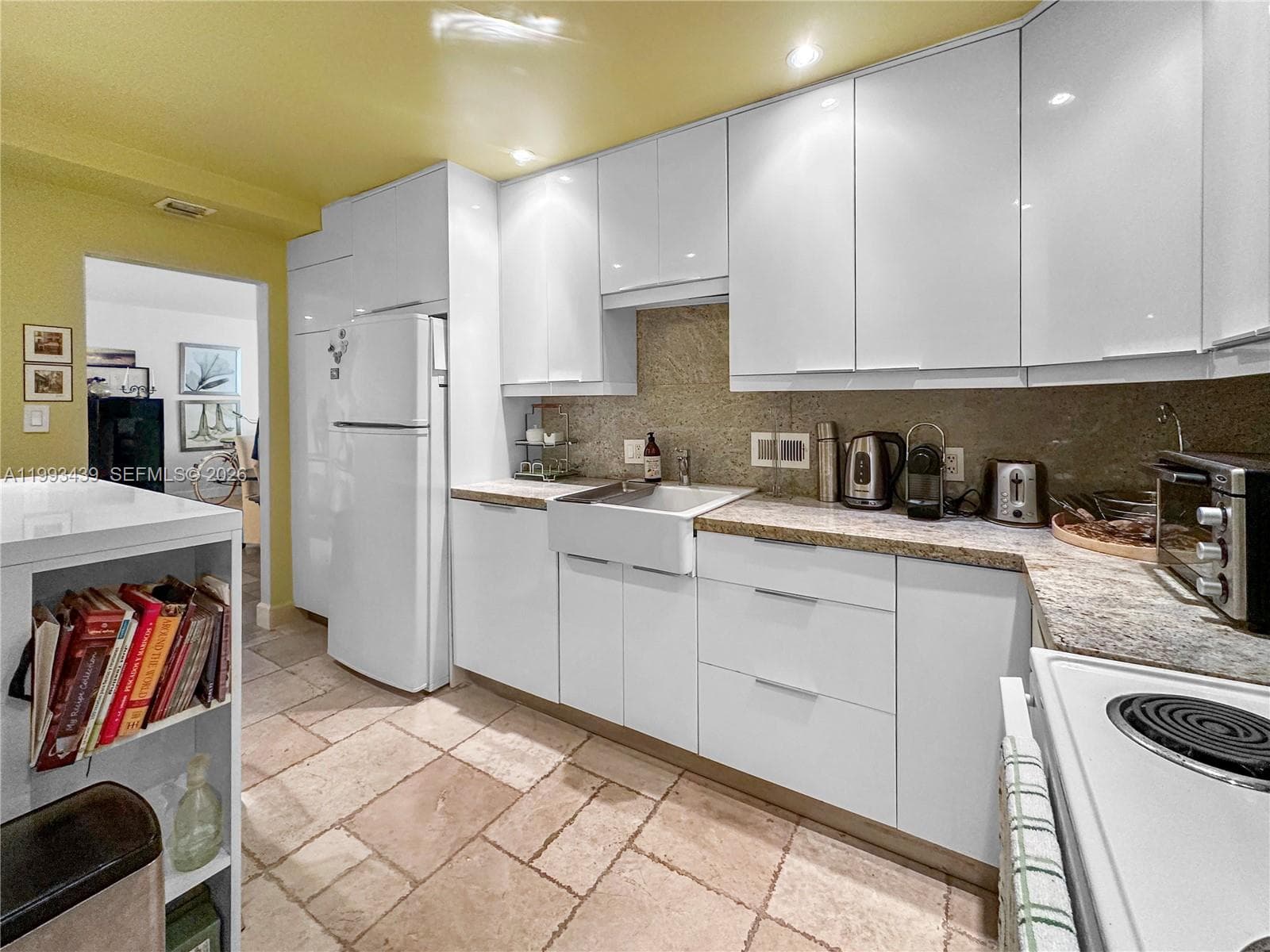 10185 Collins Ave 502 photo 13