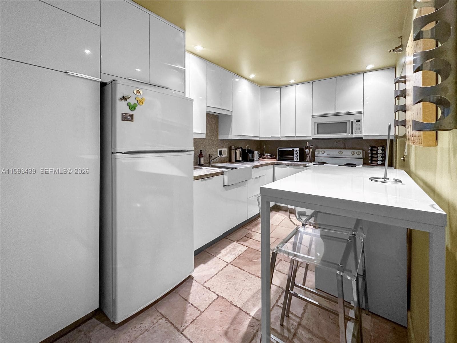 10185 Collins Ave 502 photo 11