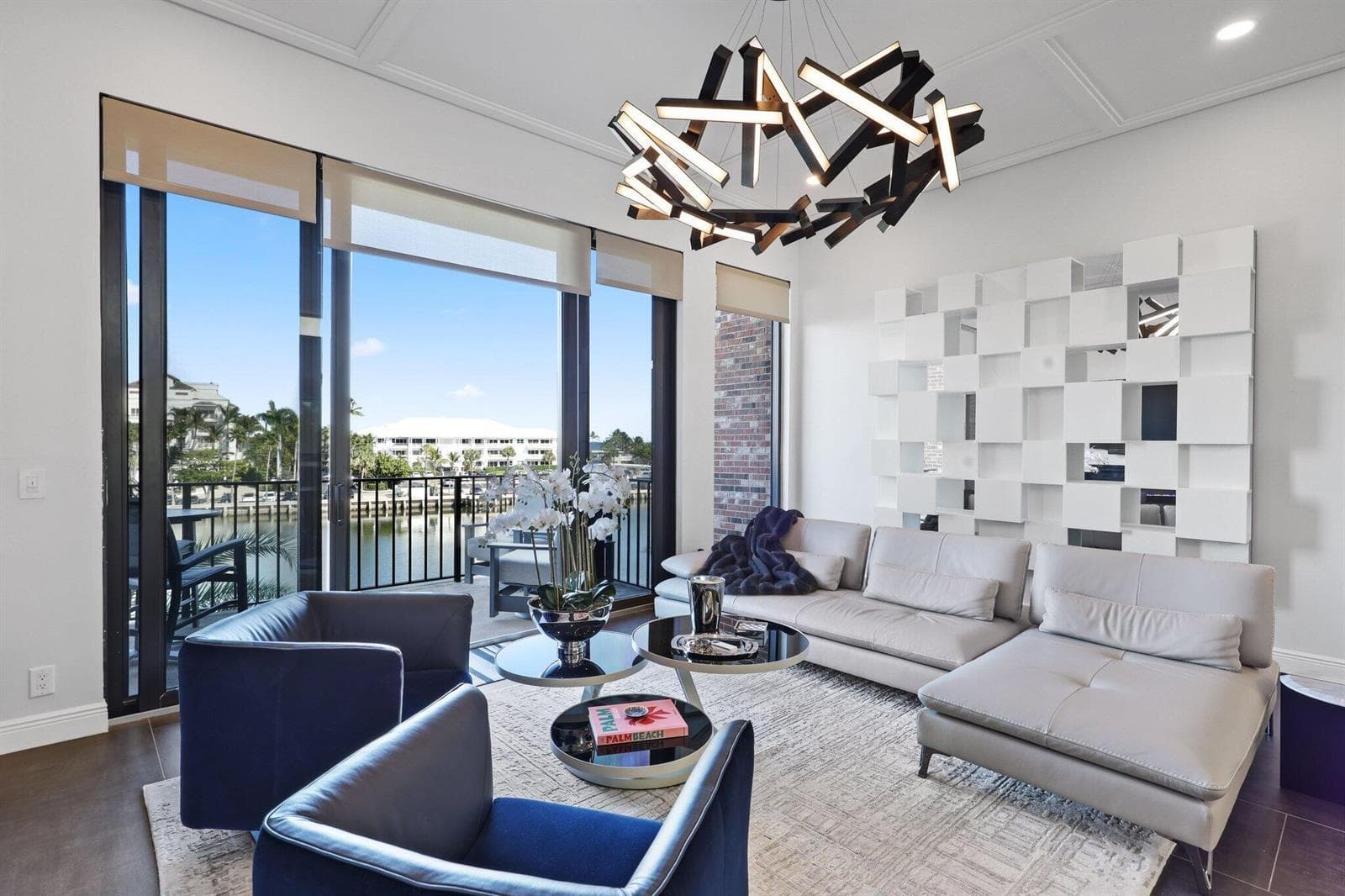 1800 S Ocean Drive #404 2