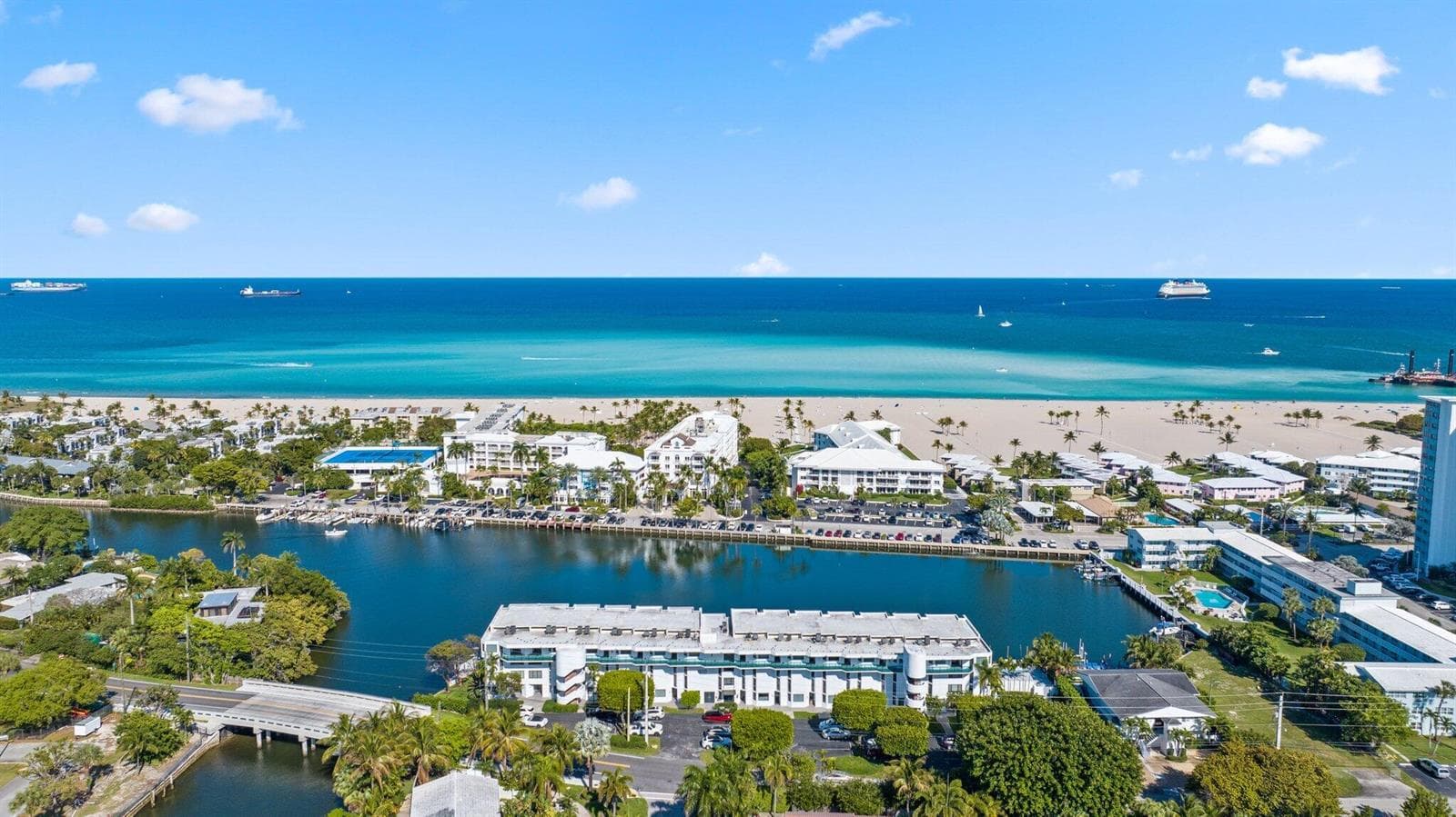 1800 S Ocean Drive #404 3