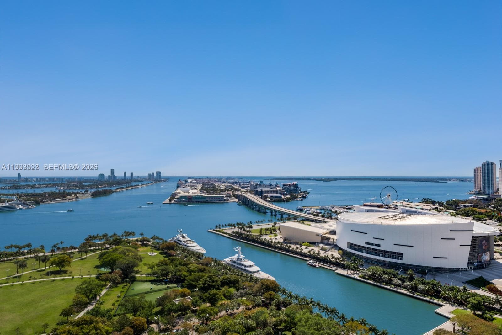 1000 Biscayne Blvd 2702 photo 6