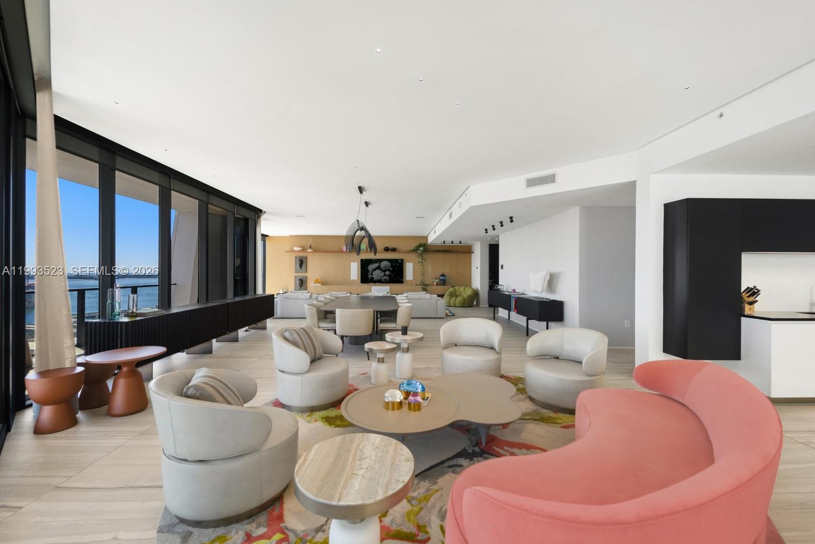 1000 Biscayne Blvd 2702 photo 17