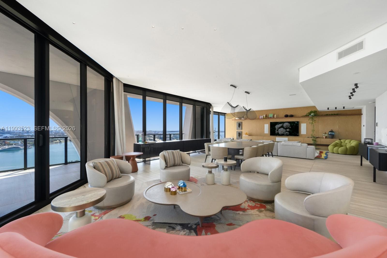 1000 Biscayne Blvd 2702 photo 16