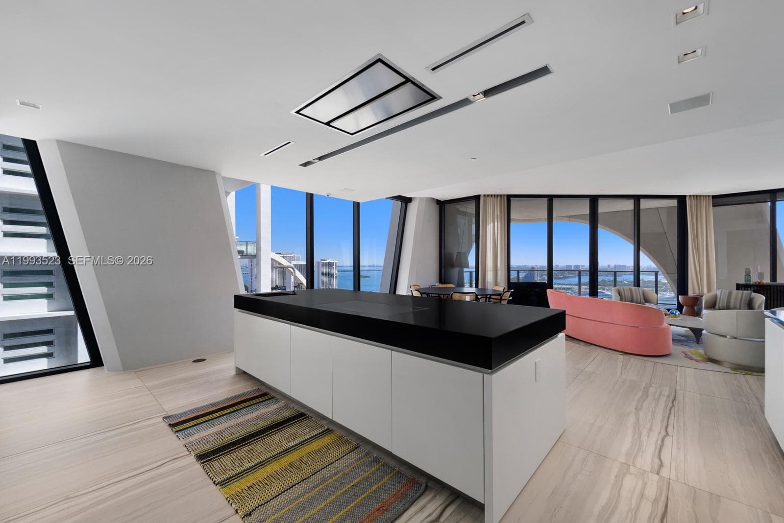 1000 Biscayne Blvd 2702 photo 21
