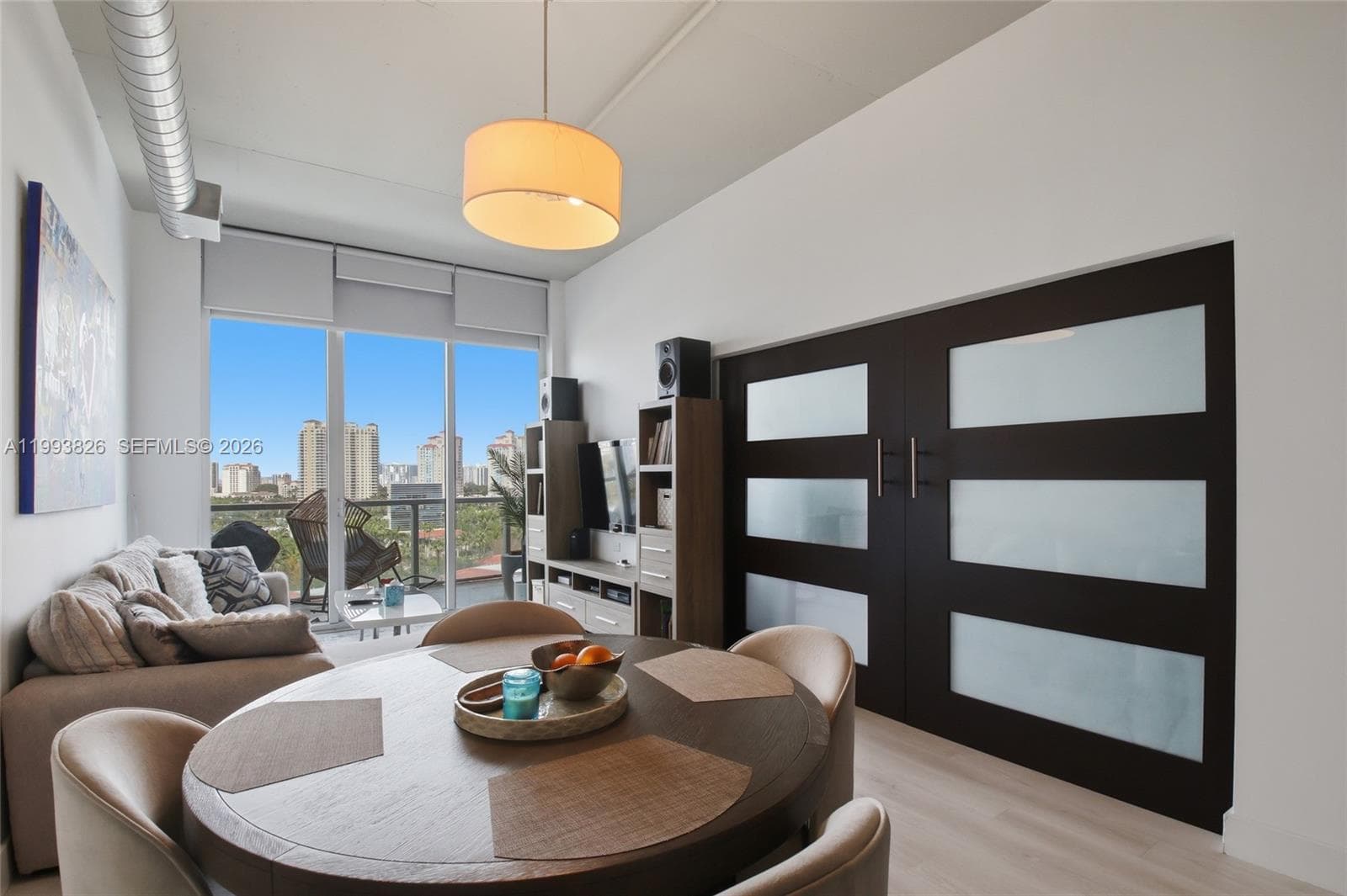 3029 NE 188th St 904 photo 5