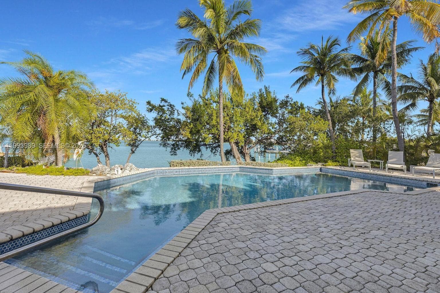 112 Bimini Dr photo 9