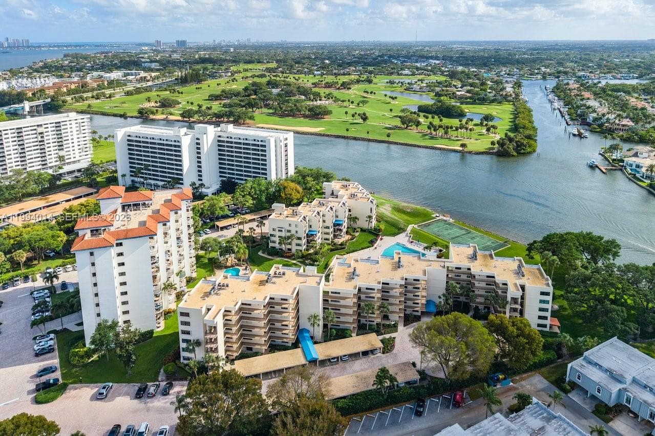 364 Golfview Rd 2