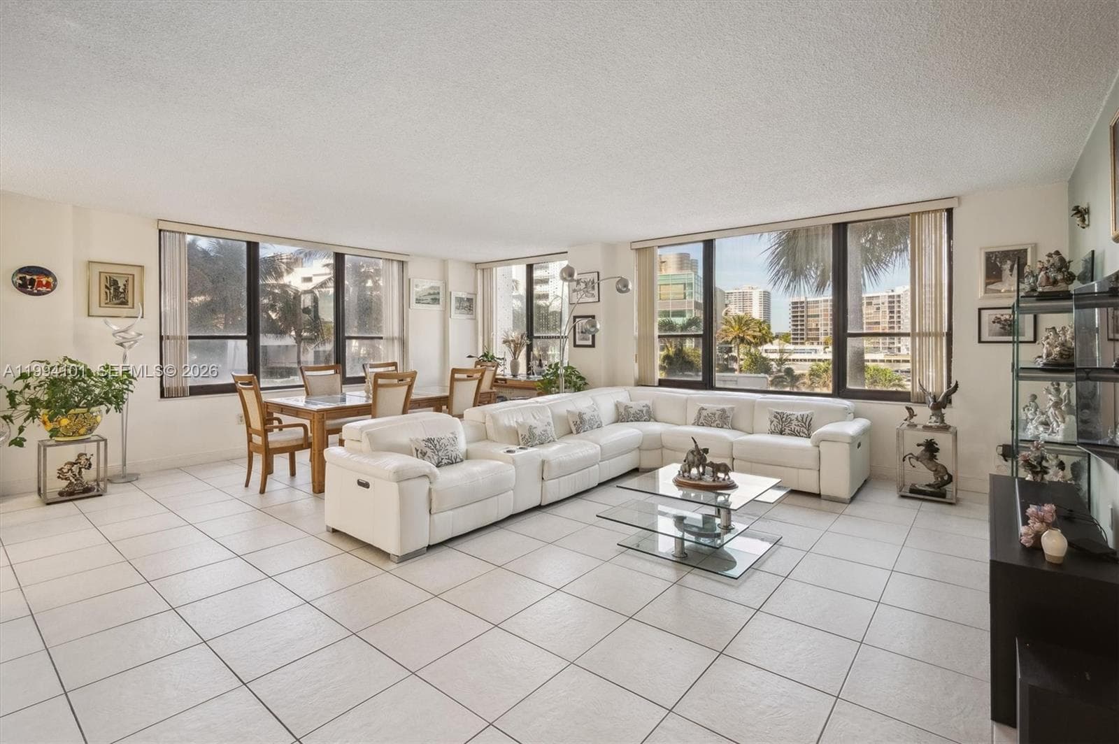 3505 Ocean Dr 5