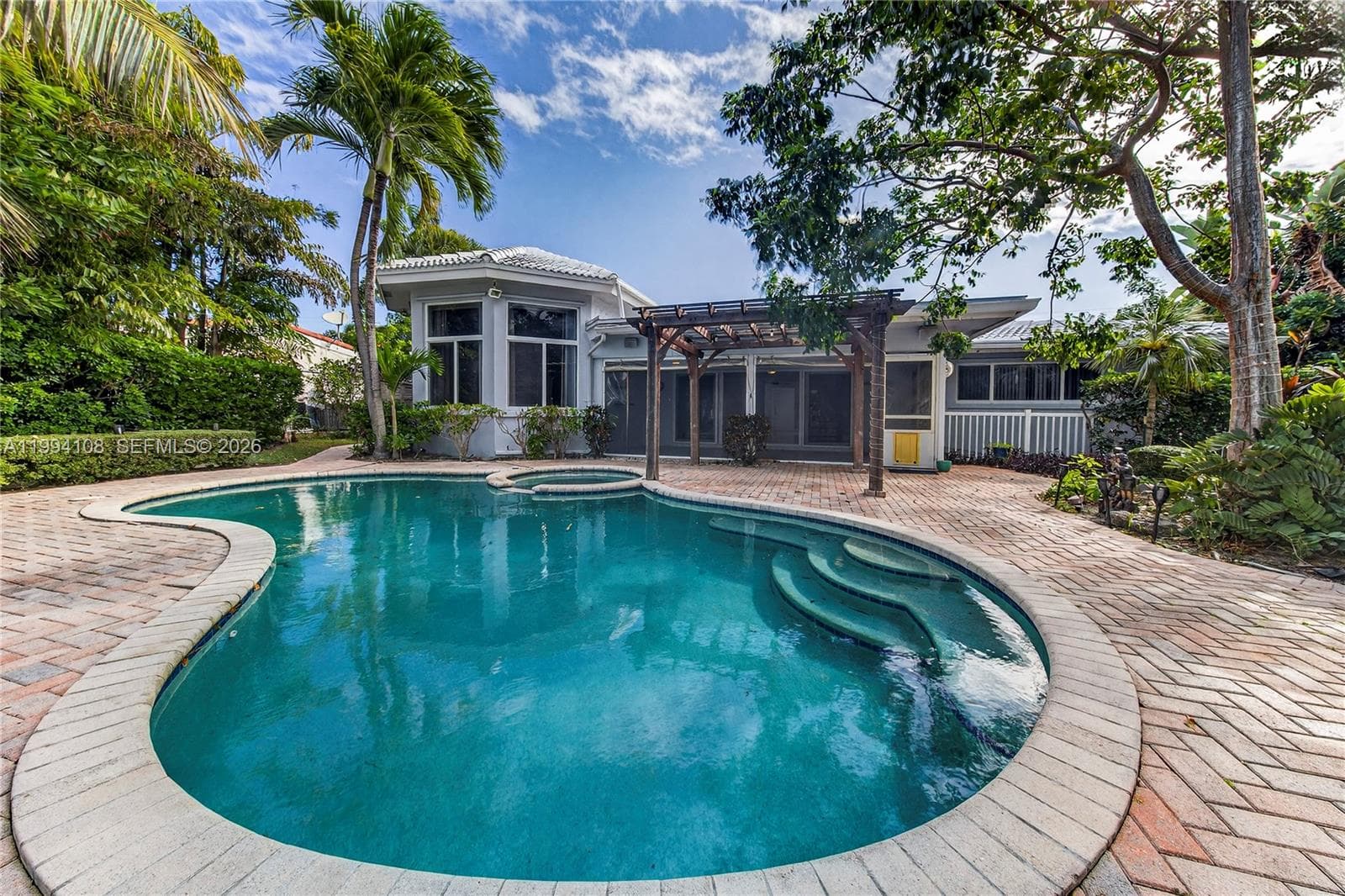 2801 Coral Shores Dr photo 6