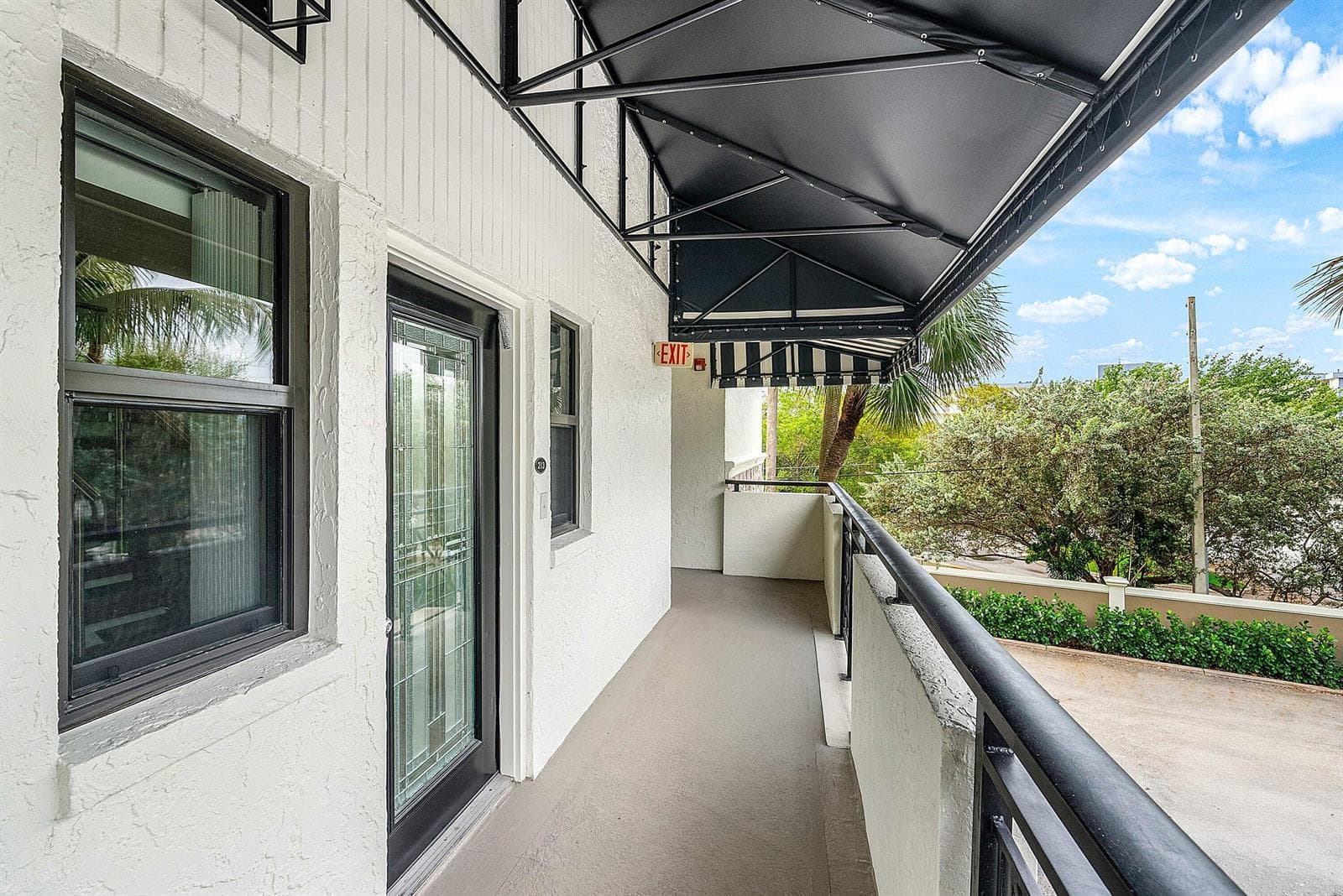 1035 S Federal Highway #213 2
