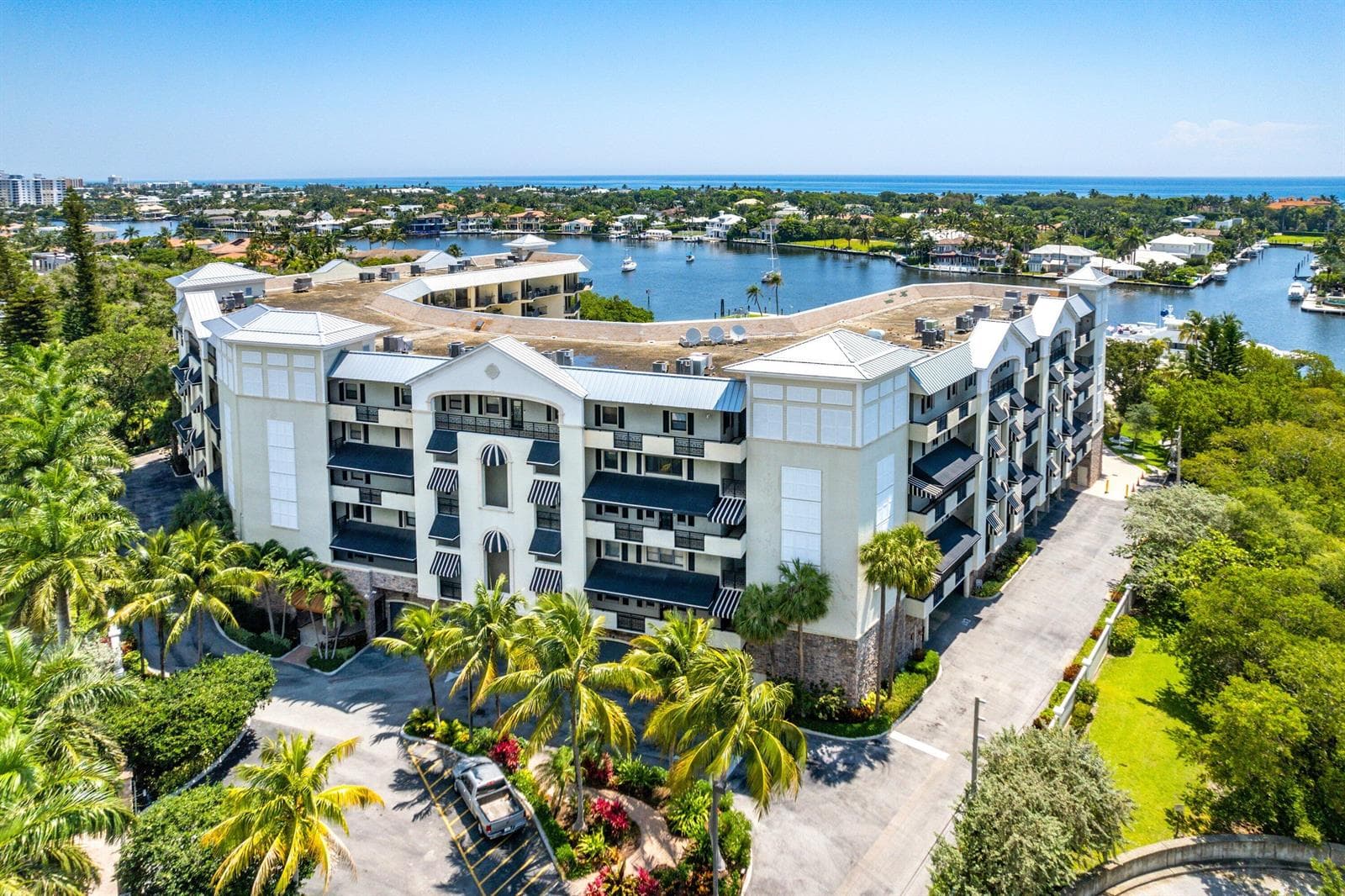 1035 S Federal Highway #213 1