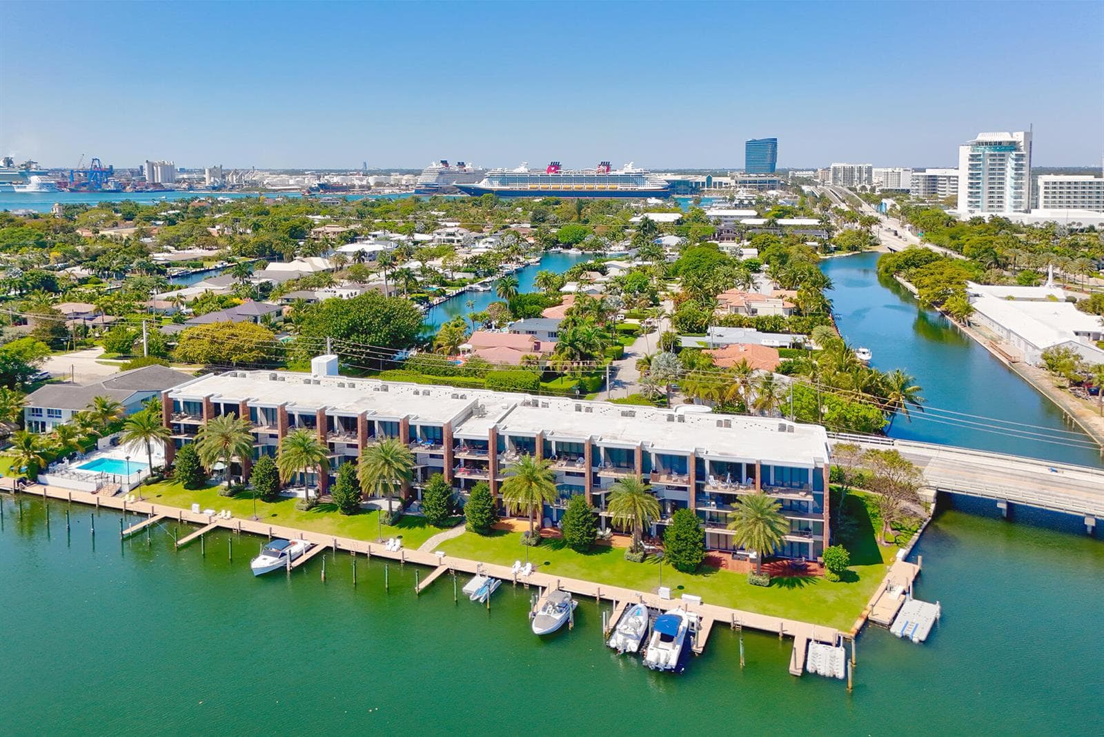1800 S Ocean Drive #109 3