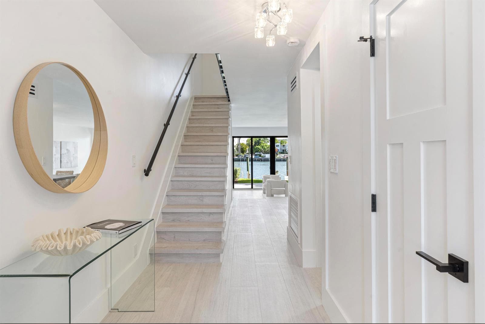 1800 S Ocean Drive #109 5