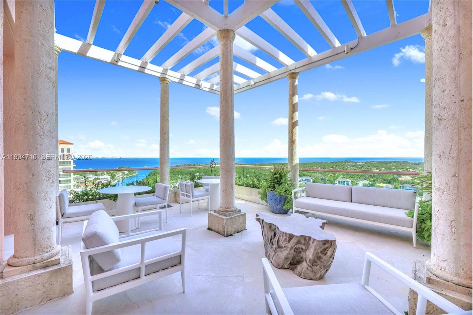 60 Edgewater Dr 1