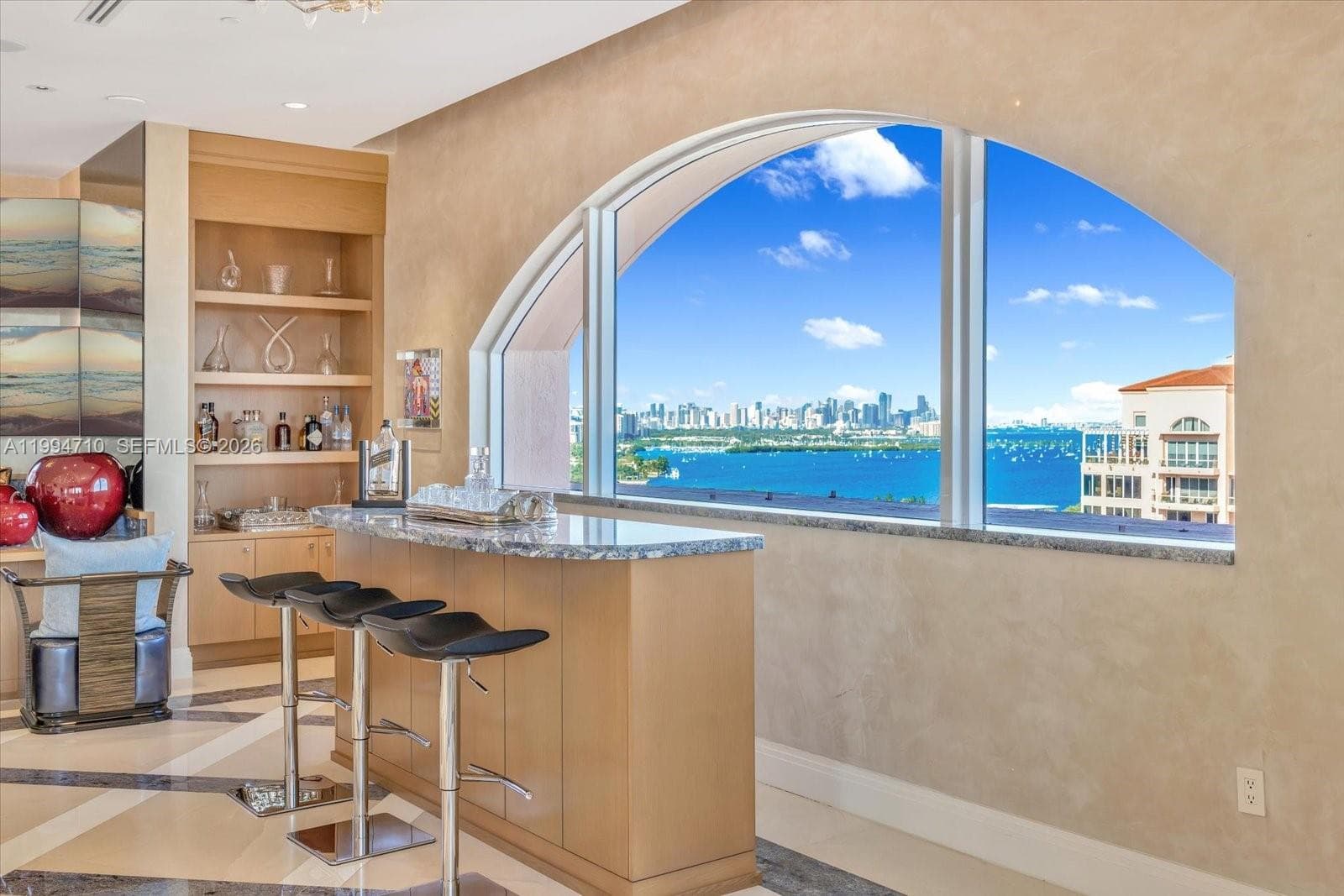 60 Edgewater Dr 5