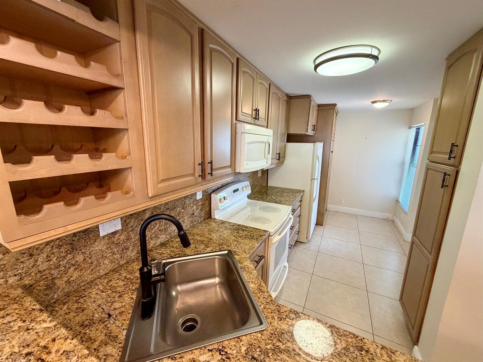 6 Royal Palm Way #102 5