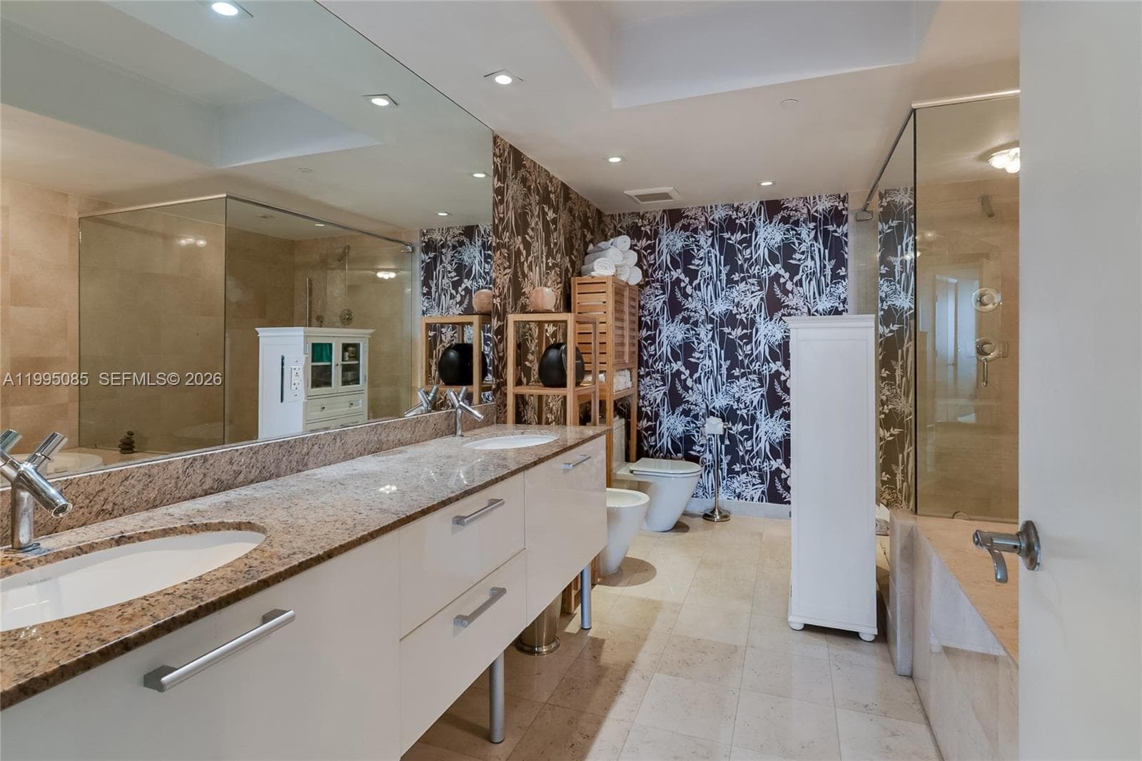 17201 Collins Ave 2804 photo 14
