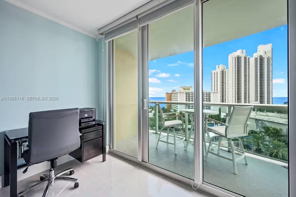 19370 Collins Ave 1121 photo 20