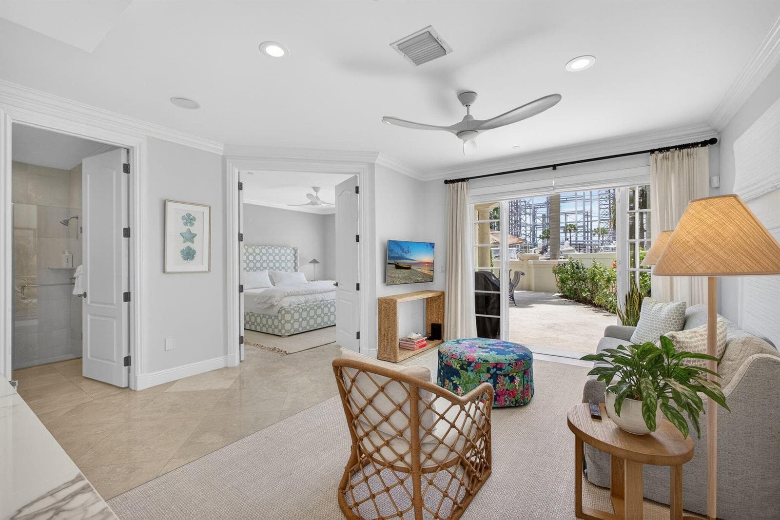 24 Marina Gardens Drive 5