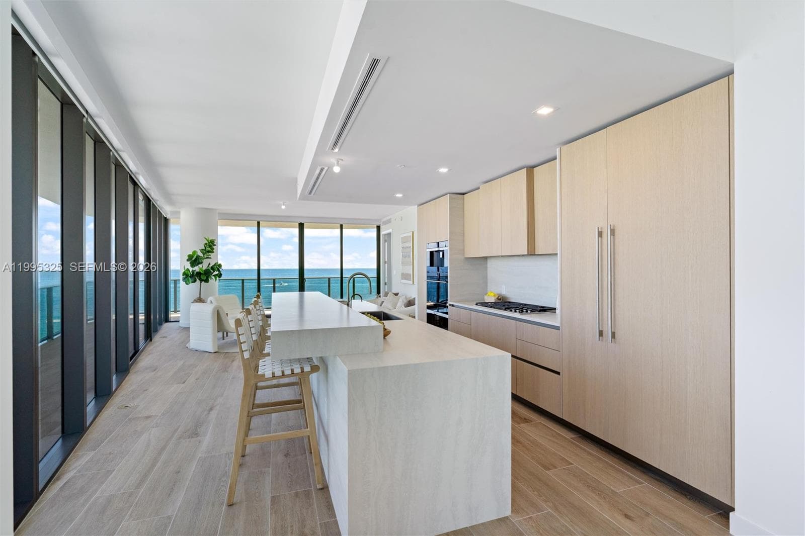 900 N Ocean Blvd 1506 photo 8