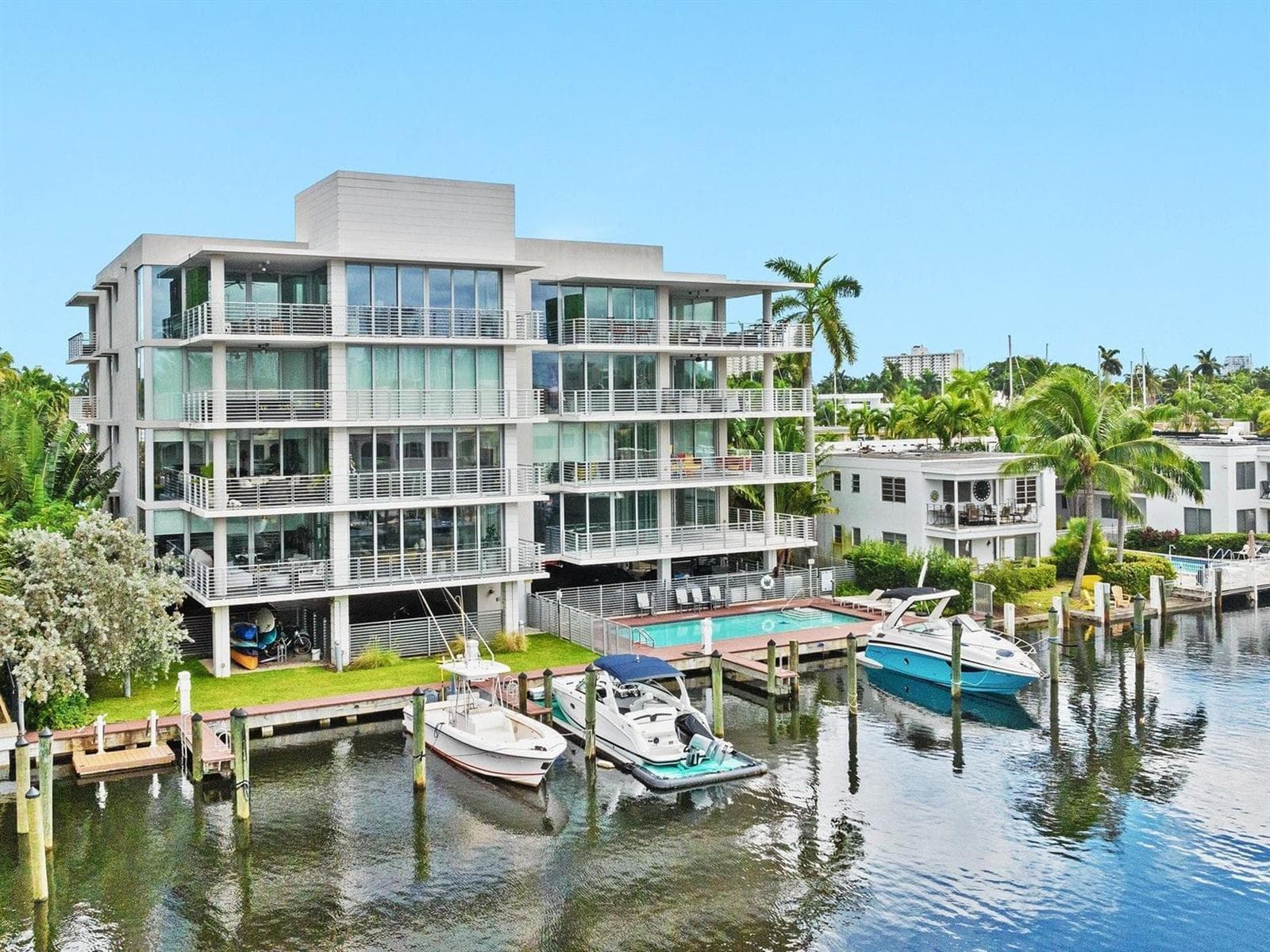 133 Isle Of Venice Drive #201 1