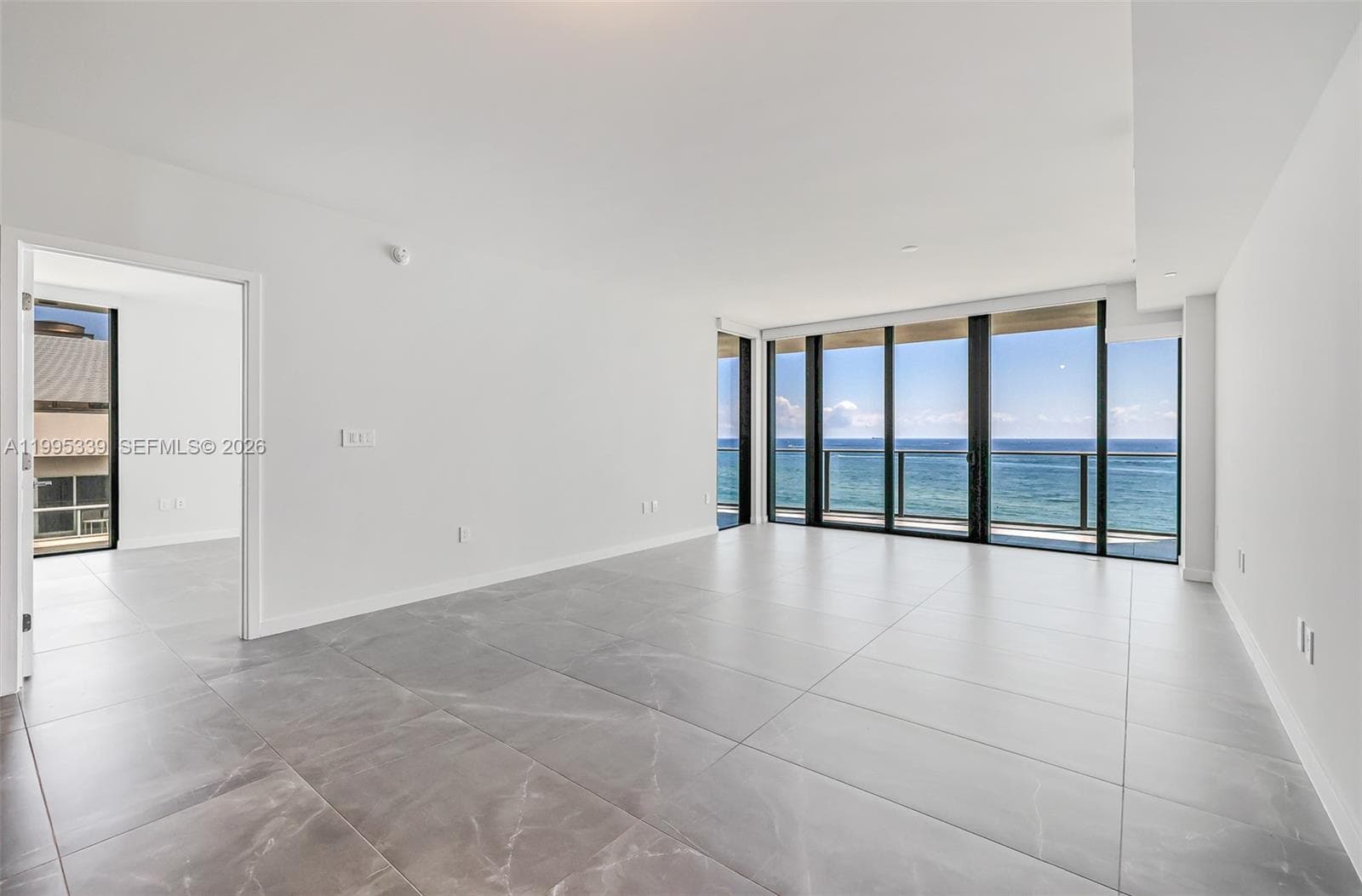 1116 N Ocean Blvd 806 photo 23