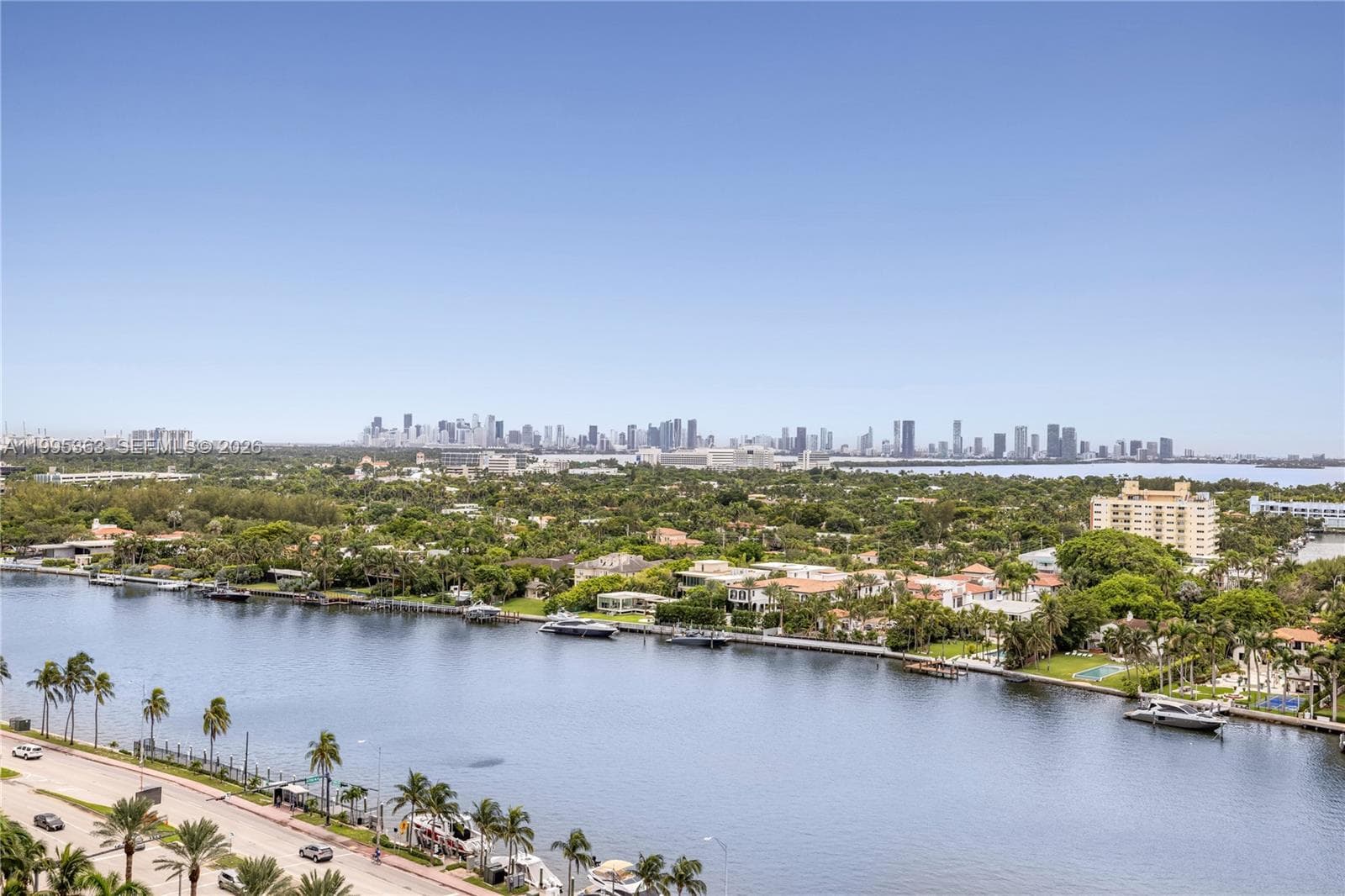 4779 Collins Ave 1706 photo 13
