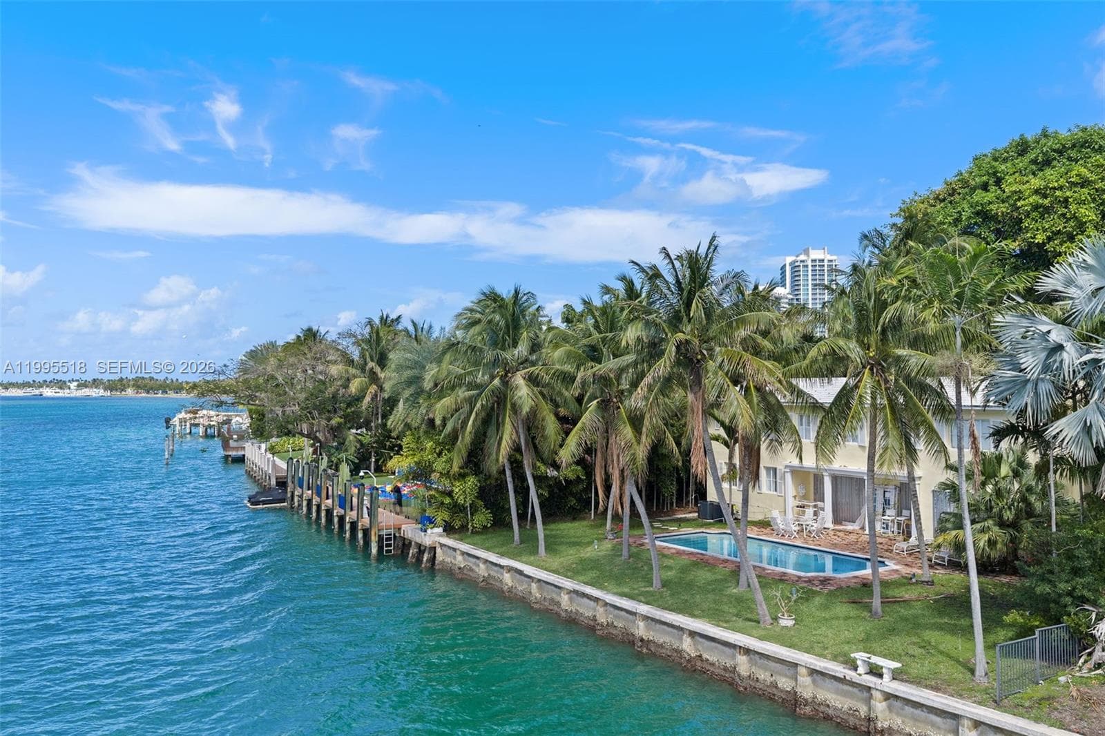 220 Bal Bay Dr 2