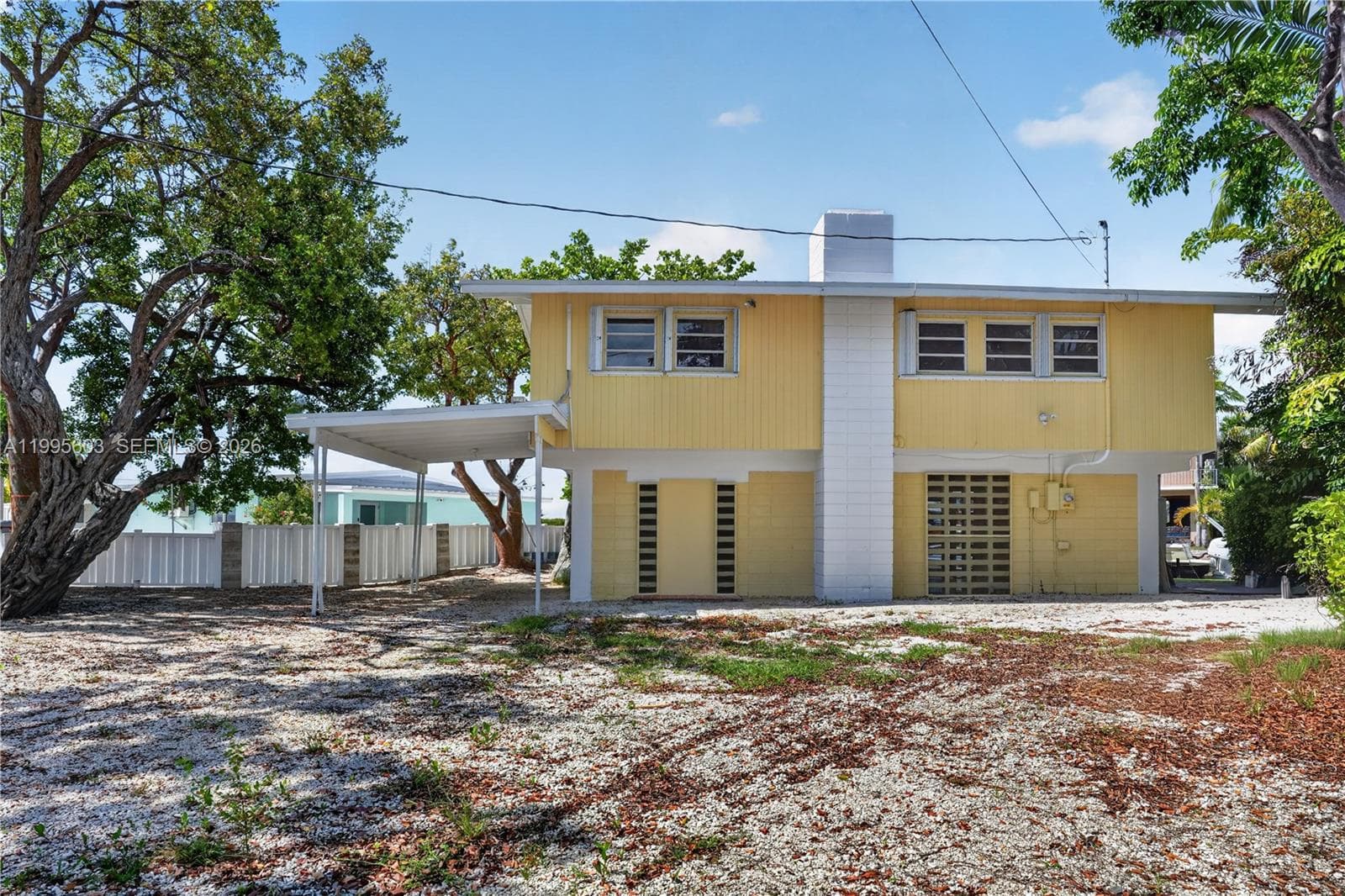 1126 Grand St 3