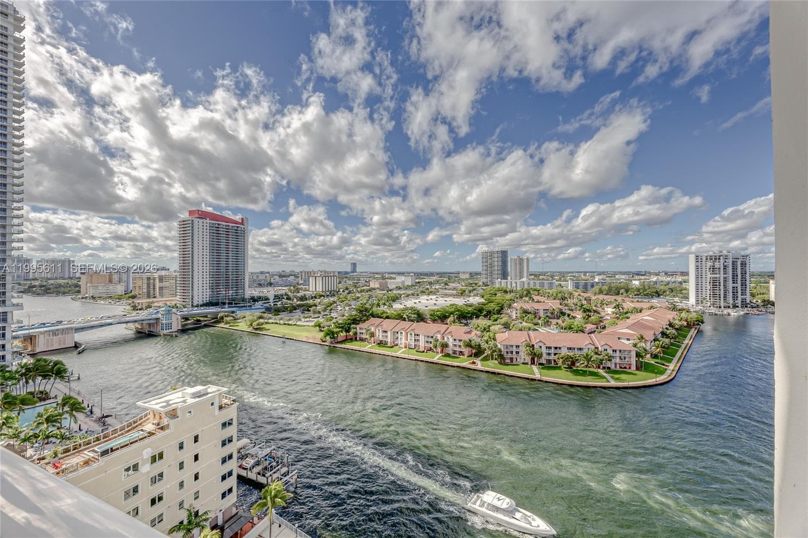 3800 S Ocean Drive 1606 photo 1