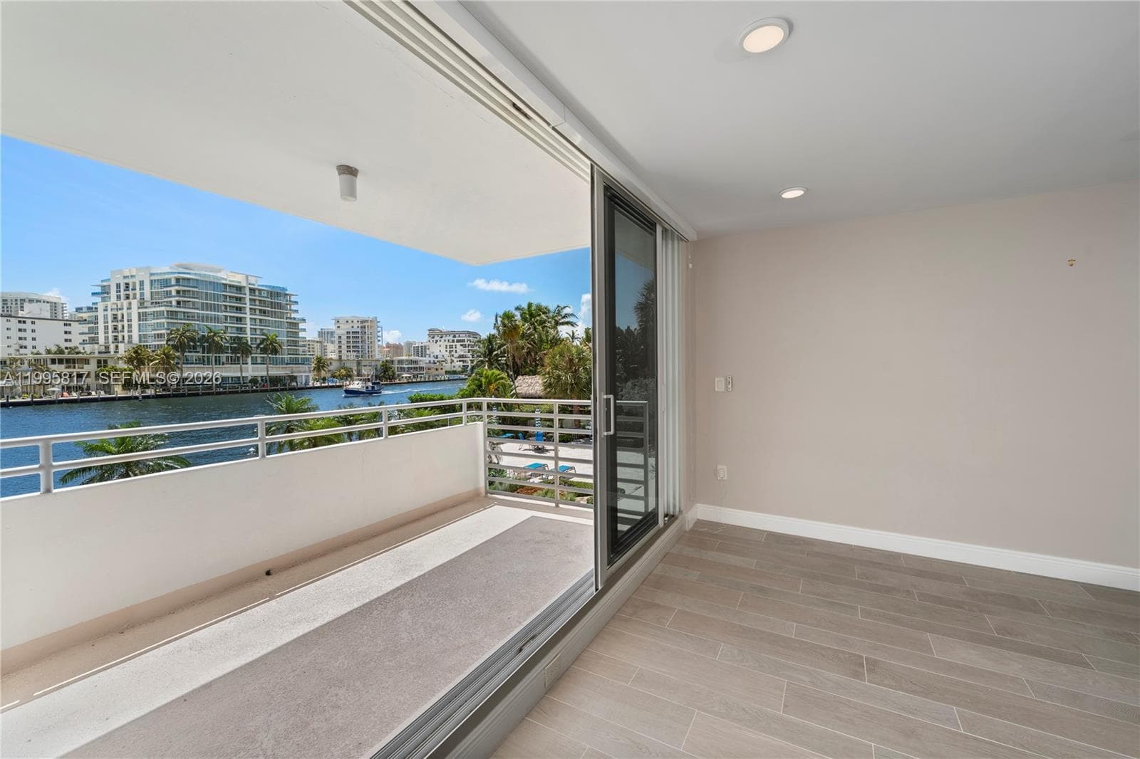 888 Intracoastal Dr 2B photo 15
