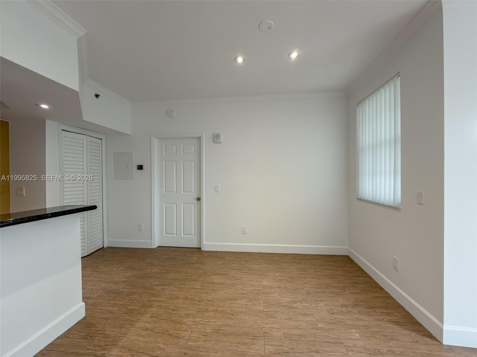 3245 NE 184th St 13405 photo 9