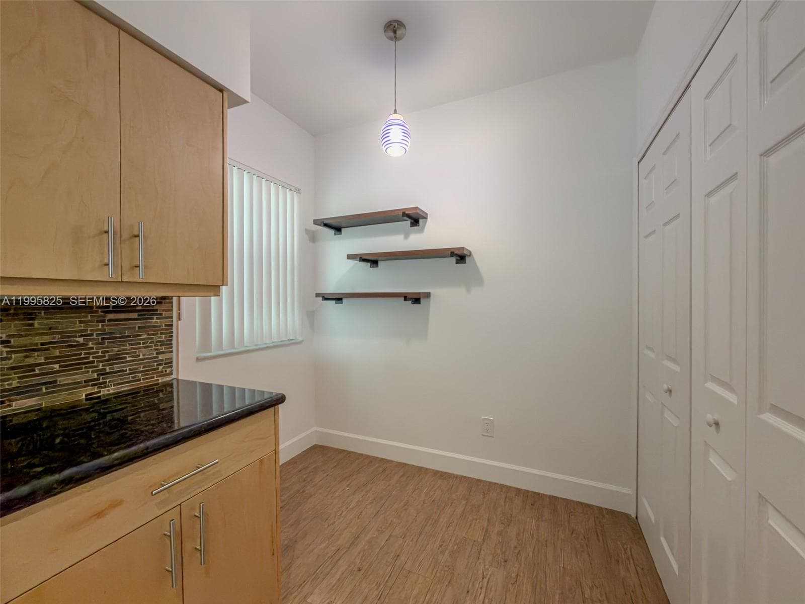 3245 NE 184th St 13405 photo 24
