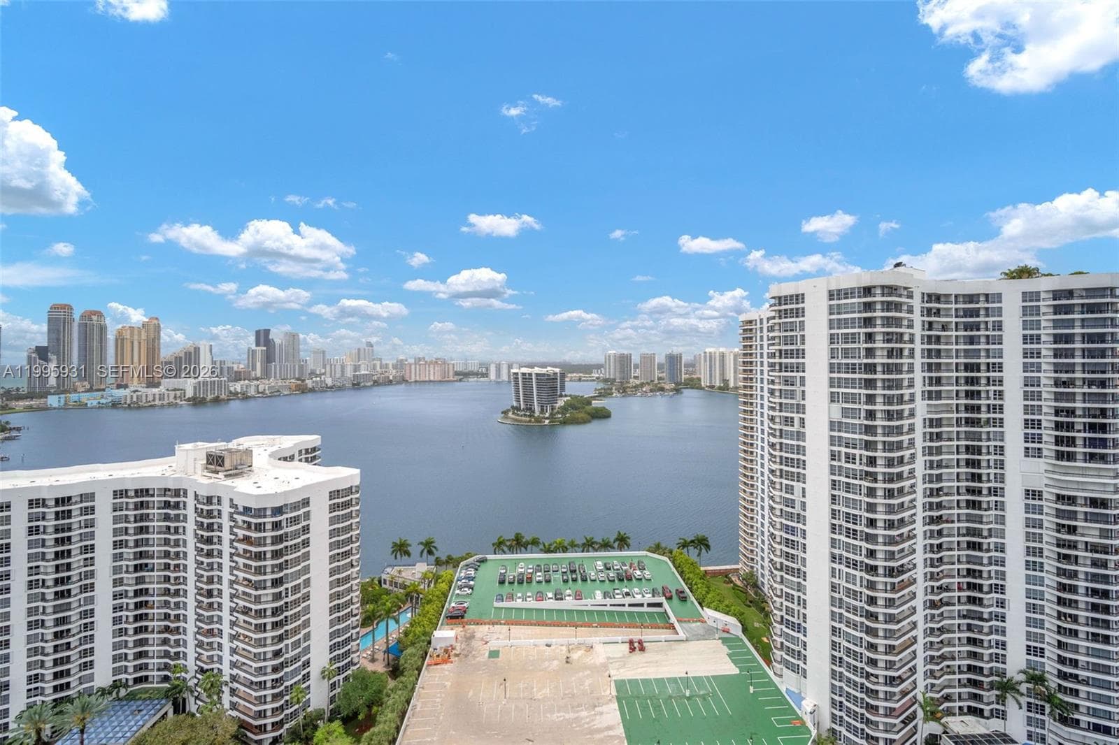 3500 Mystic Pointe Dr 3001 photo 20