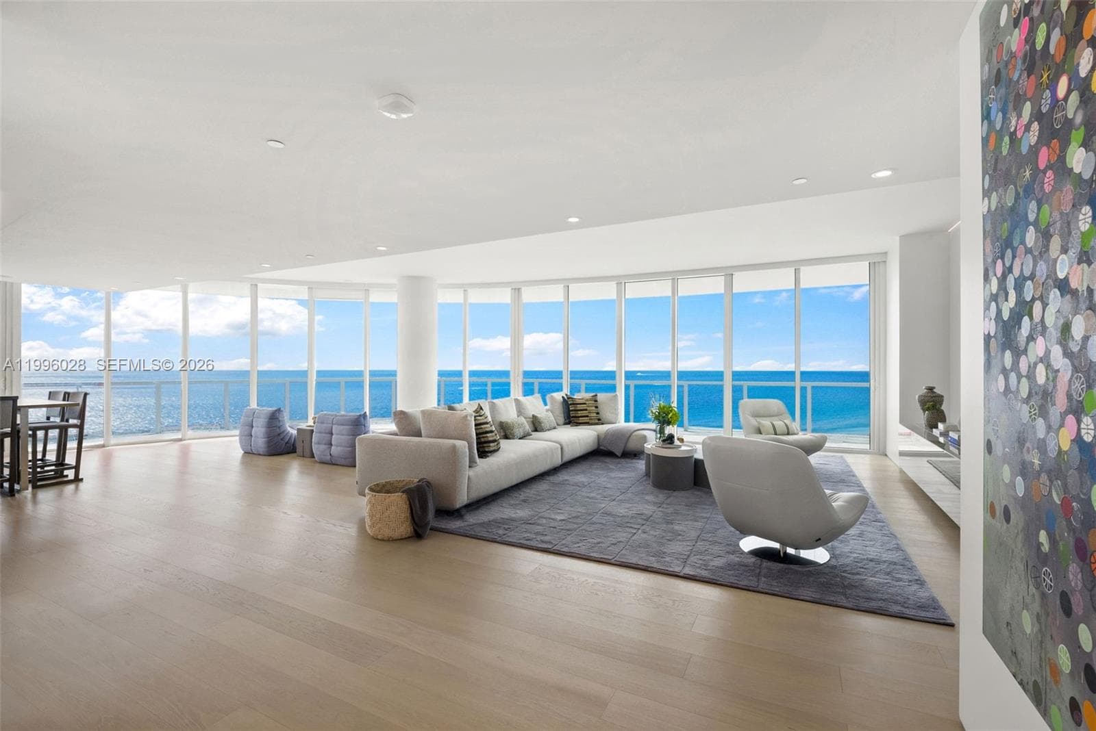 100 Pointe Dr 2