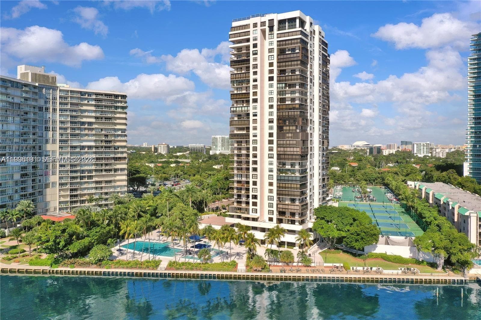2333 Brickell Ave 2504 photo 1