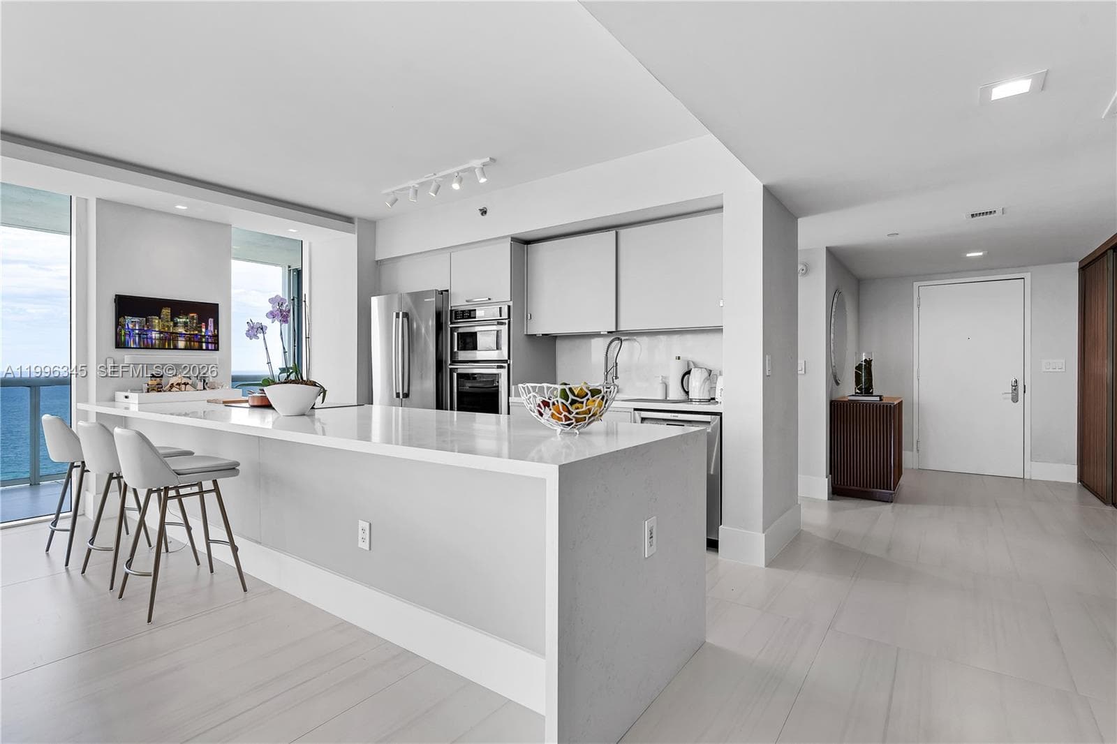 1830 S Ocean Dr 1501 photo 7