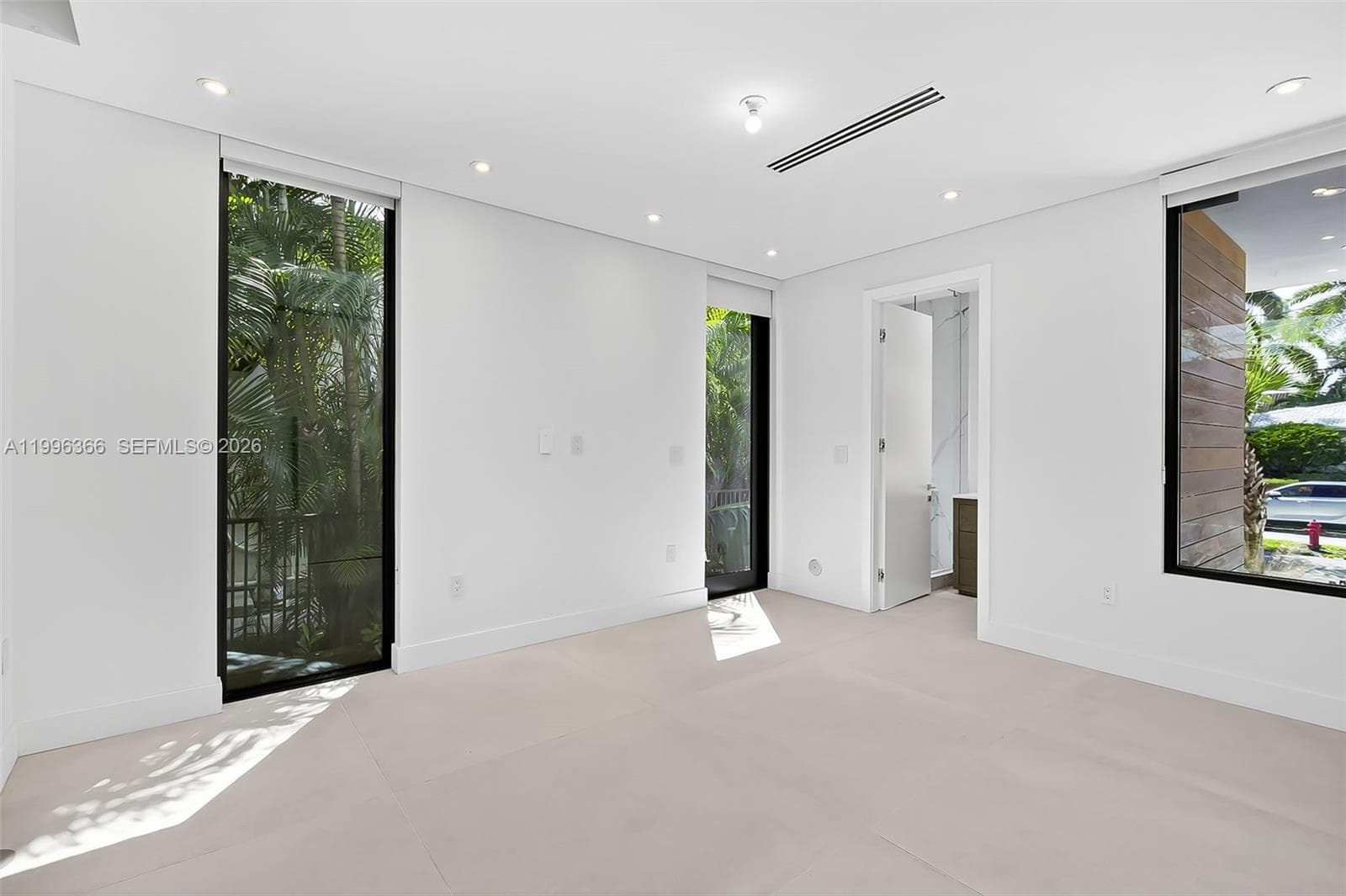 620 Solar Isle Dr photo 19