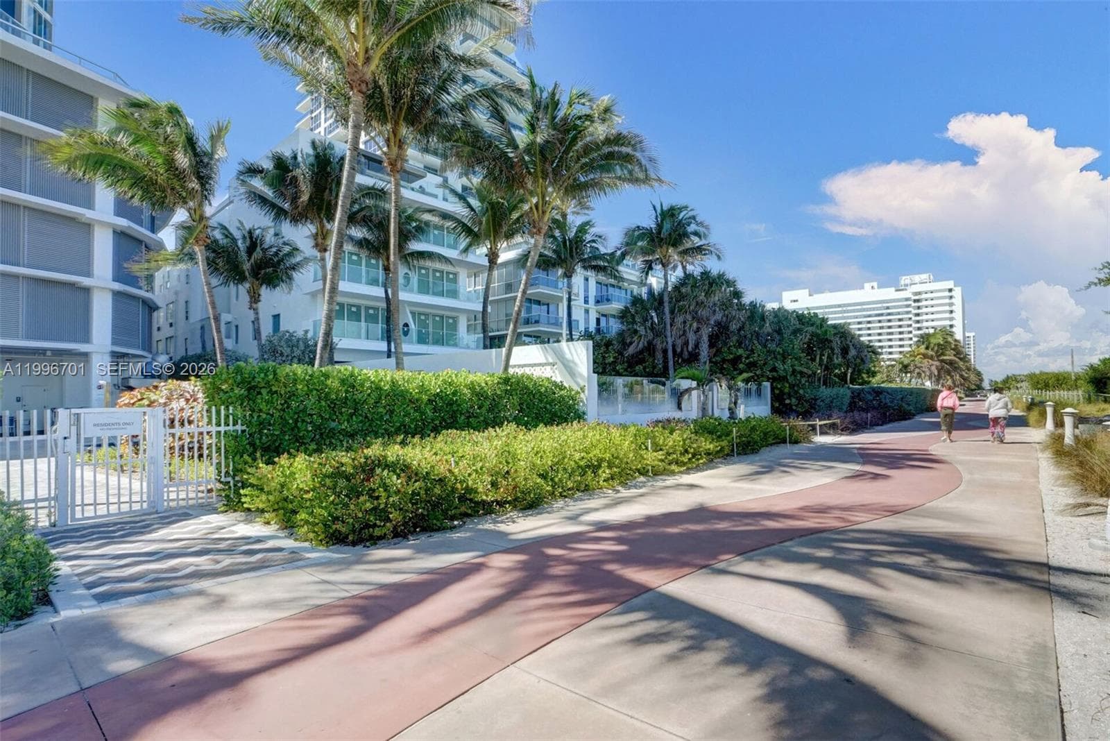 6515 Collins Ave 1604 photo 10