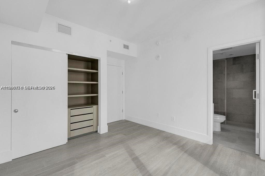 788 23rd St 1402 photo 22