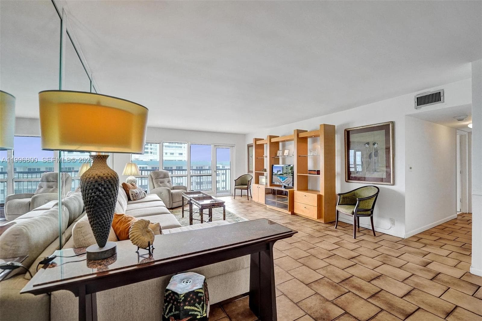 1800 Ocean Blvd 5