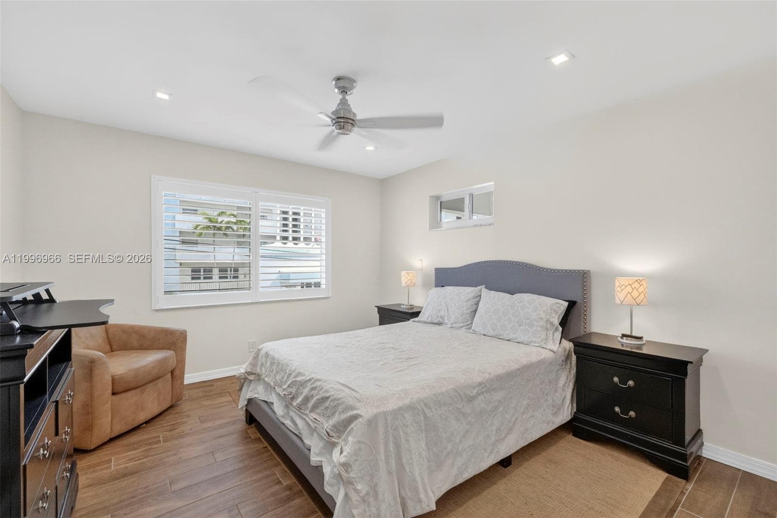 3050 48th St 210 photo 16