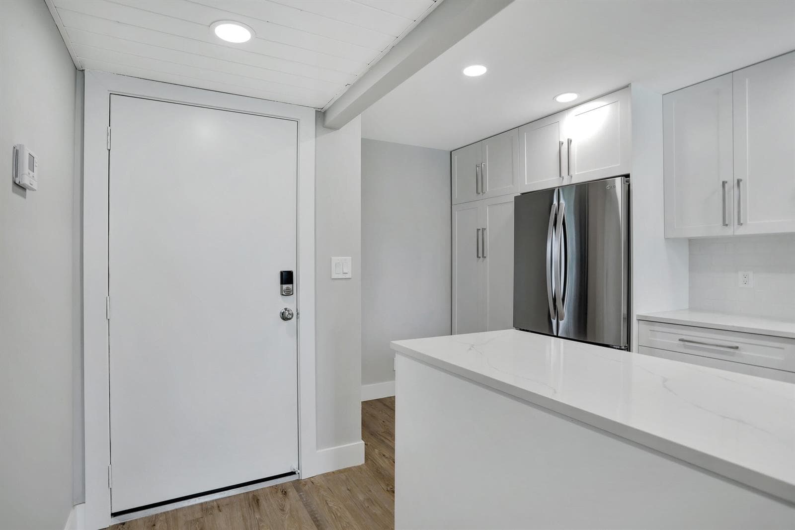 7 Royal Palm Way #404 3