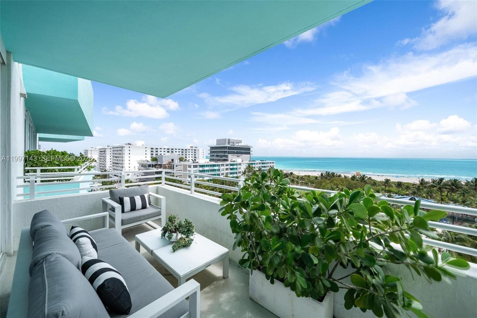226 Ocean Dr 8F photo 23