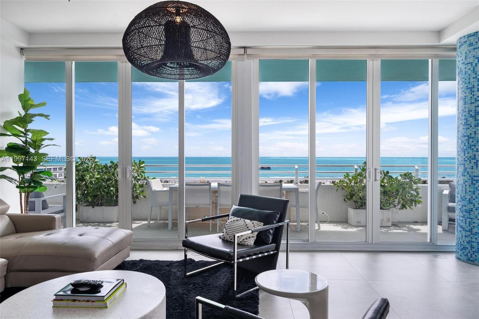 226 Ocean Dr 8F photo 1