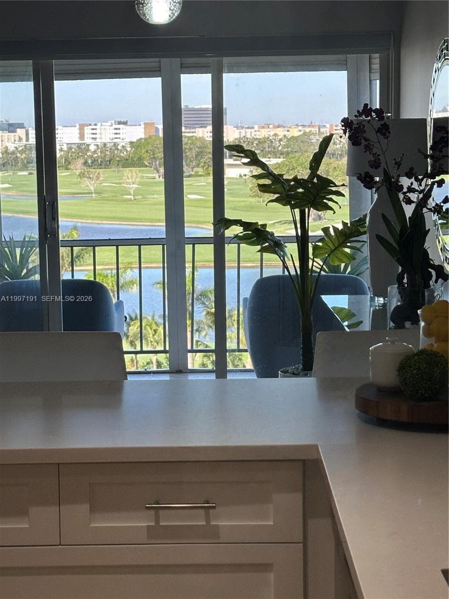 200 Diplomat Pkwy 827 photo 16
