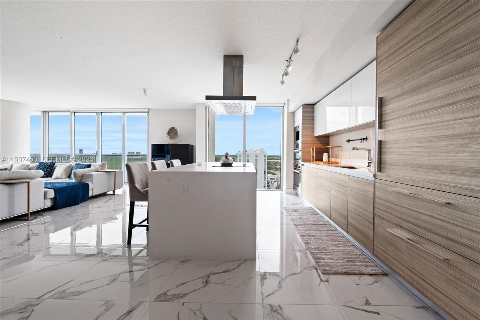 330 Sunny Isles Blvd 5-2102 photo 3