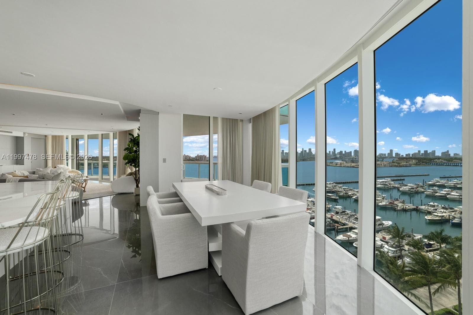 1000 Pointe Dr 2