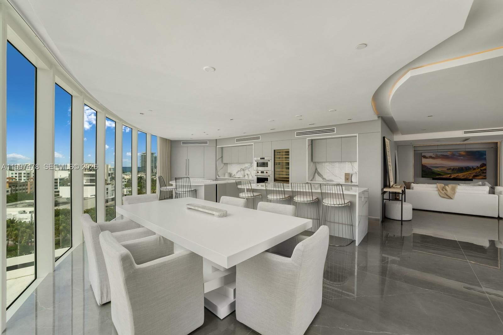 1000 Pointe Dr 3
