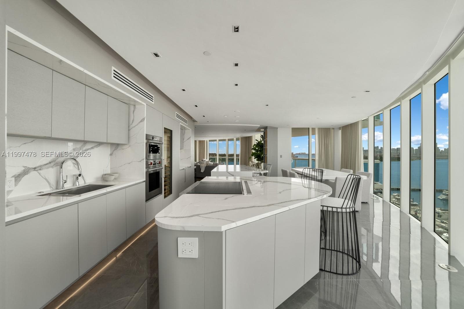 1000 Pointe Dr 1